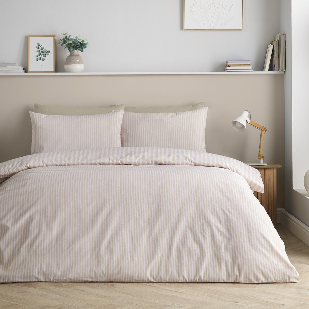 Ágyneműhuzat Epping Textured Stripe – Catherine Lansfield, Bézs