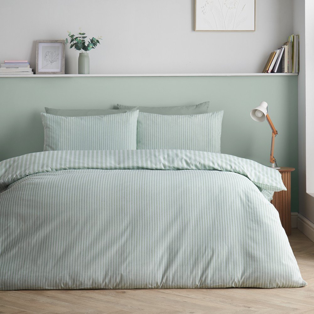 Ágyneműhuzat Epping Textured Stripe – Catherine Lansfield, Zöld