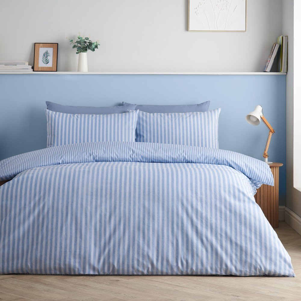 Ágyneműhuzat Epping Textured Stripe – Catherine Lansfield, Kék