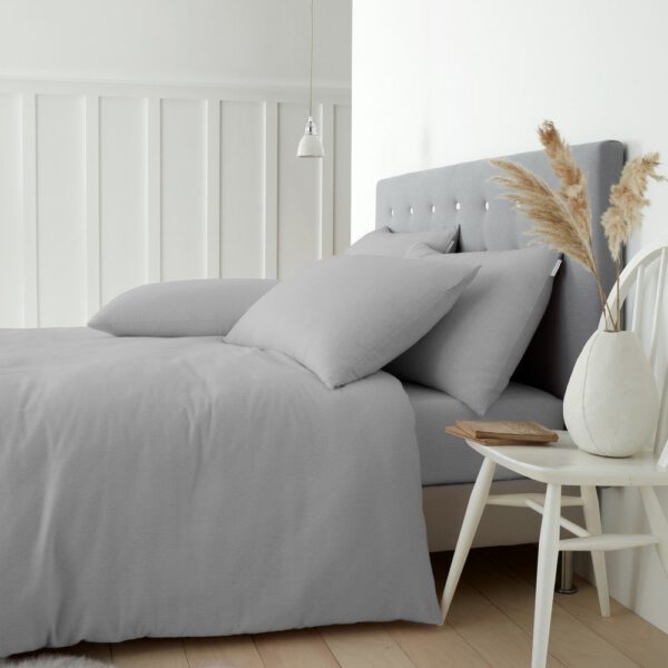 Szürke -hosszabbított flanel ágyneműhuzat Brushed – Catherine Lansfield