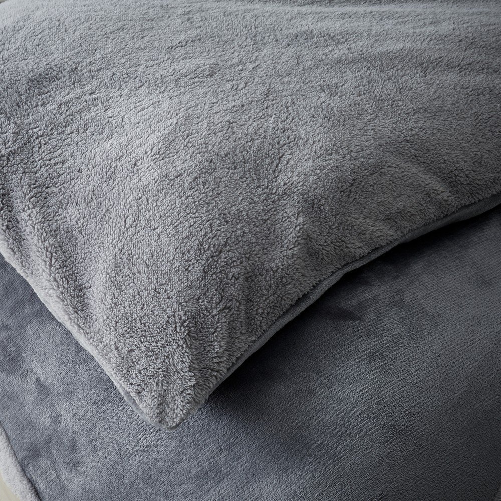 Szürke fleece ágyneműhuzat Cosy Larsson Geo – Catherine Lansfield