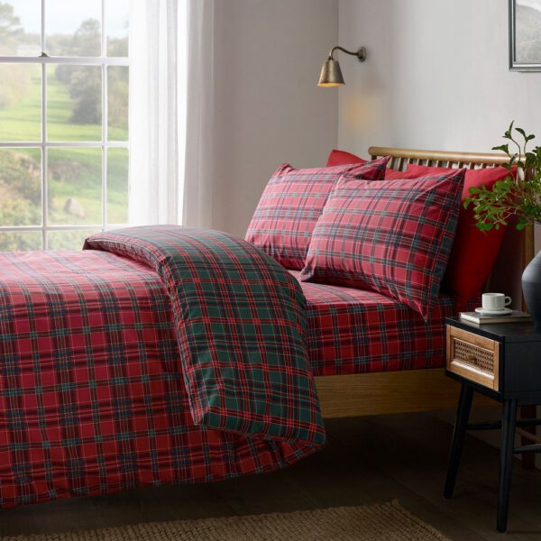 Piros-sötétzöld ágyneműhuzat Tartan Check – Catherine Lansfield