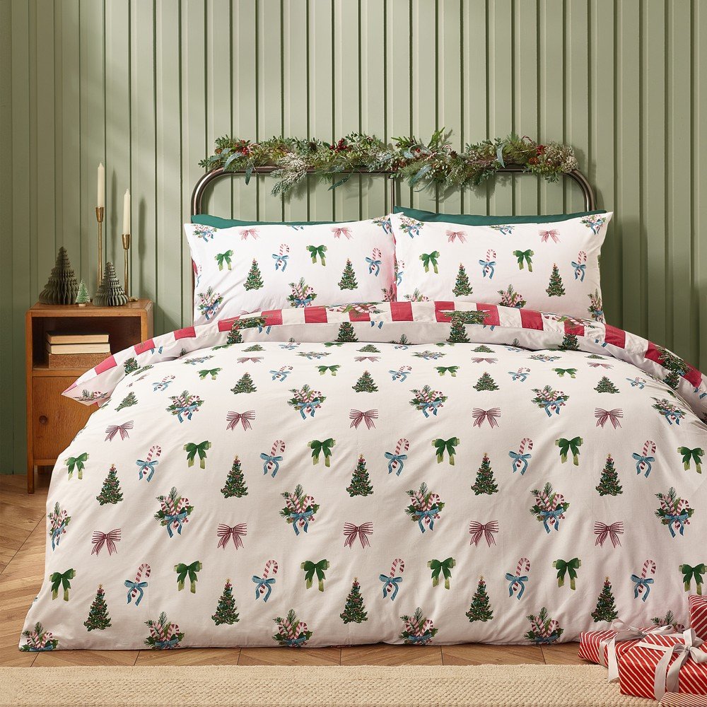 Piros-fehér ágyneműhuzat Christmas Stripe – Catherine Lansfield