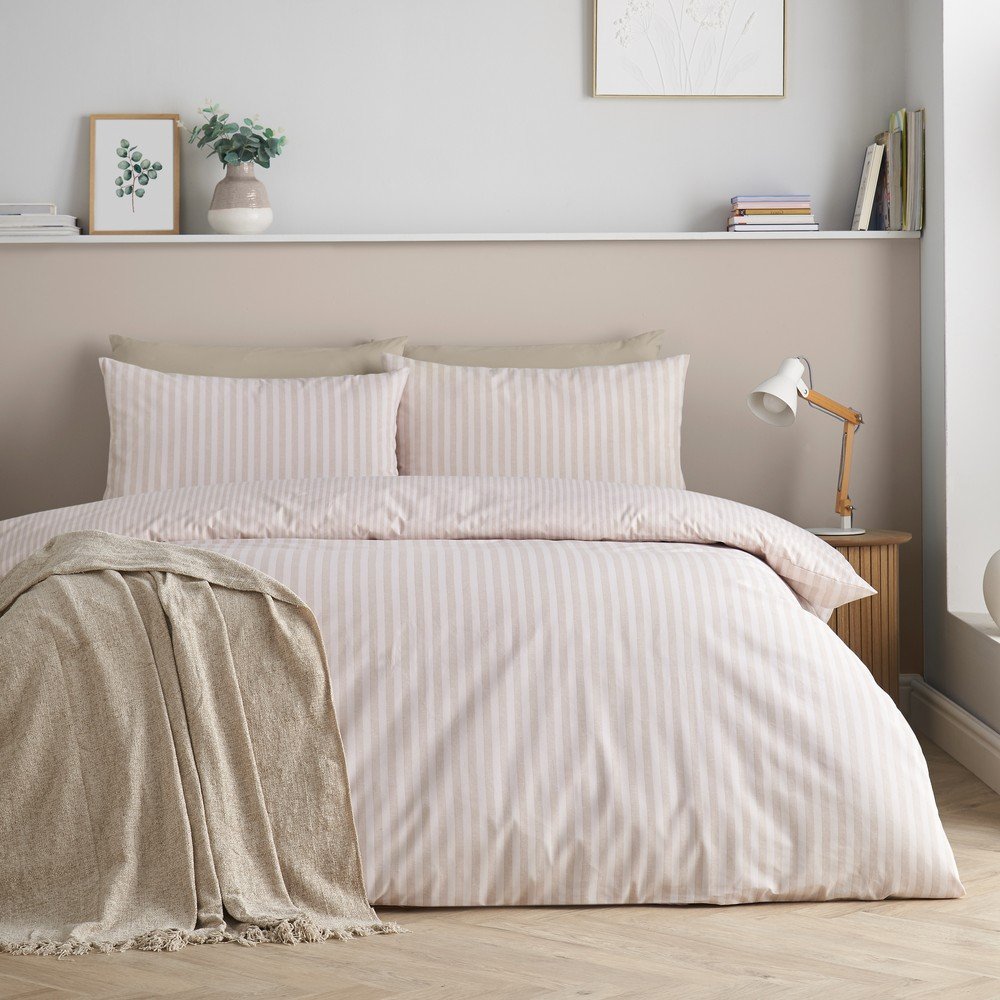 Ágyneműhuzat Epping Textured Stripe – Catherine Lansfield, Bézs