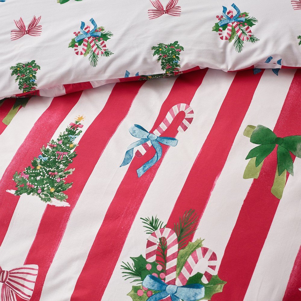 Piros-fehér ágyneműhuzat Christmas Stripe – Catherine Lansfield